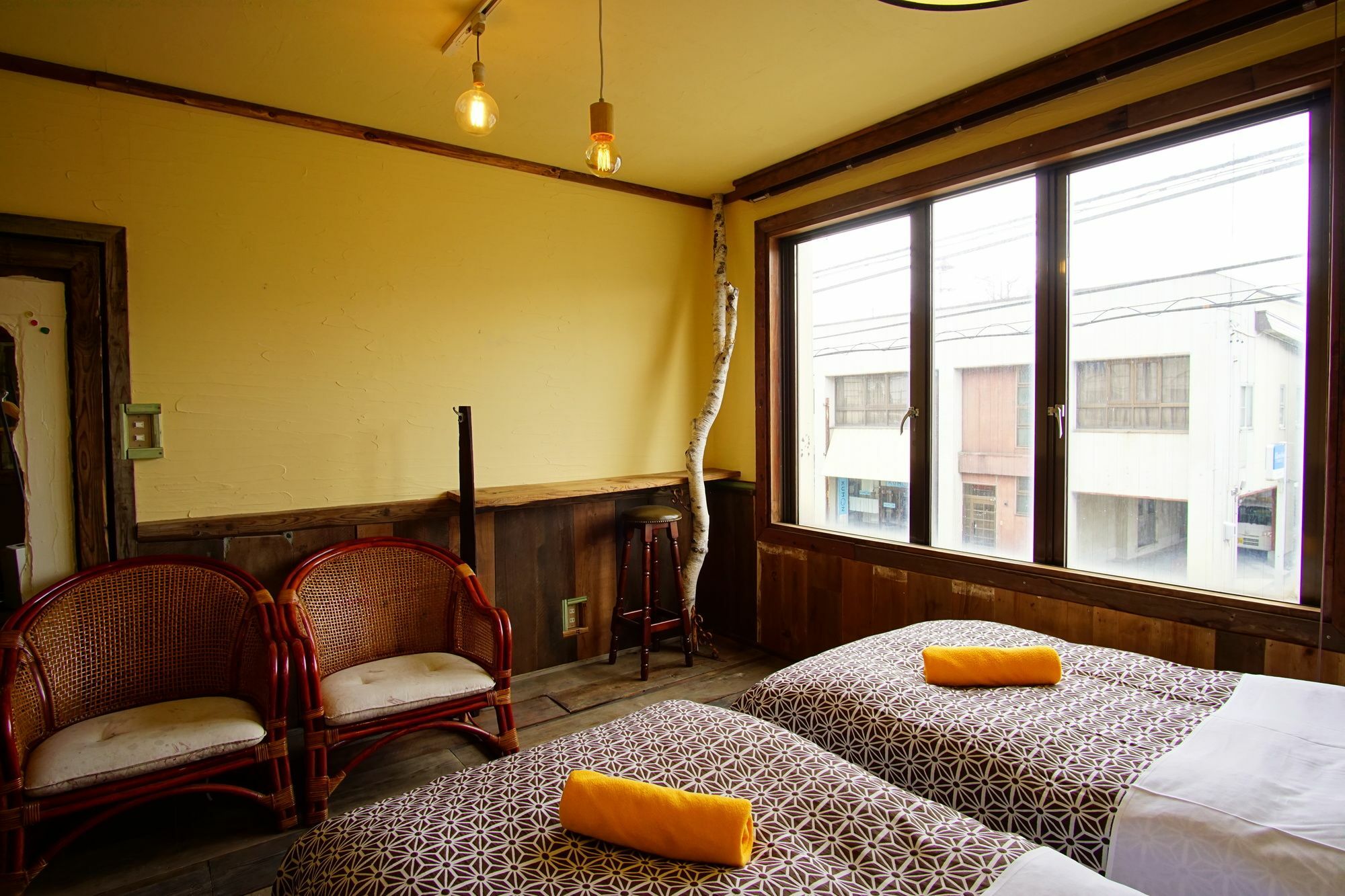 Hakuba Station Guesthouse En المظهر الخارجي الصورة