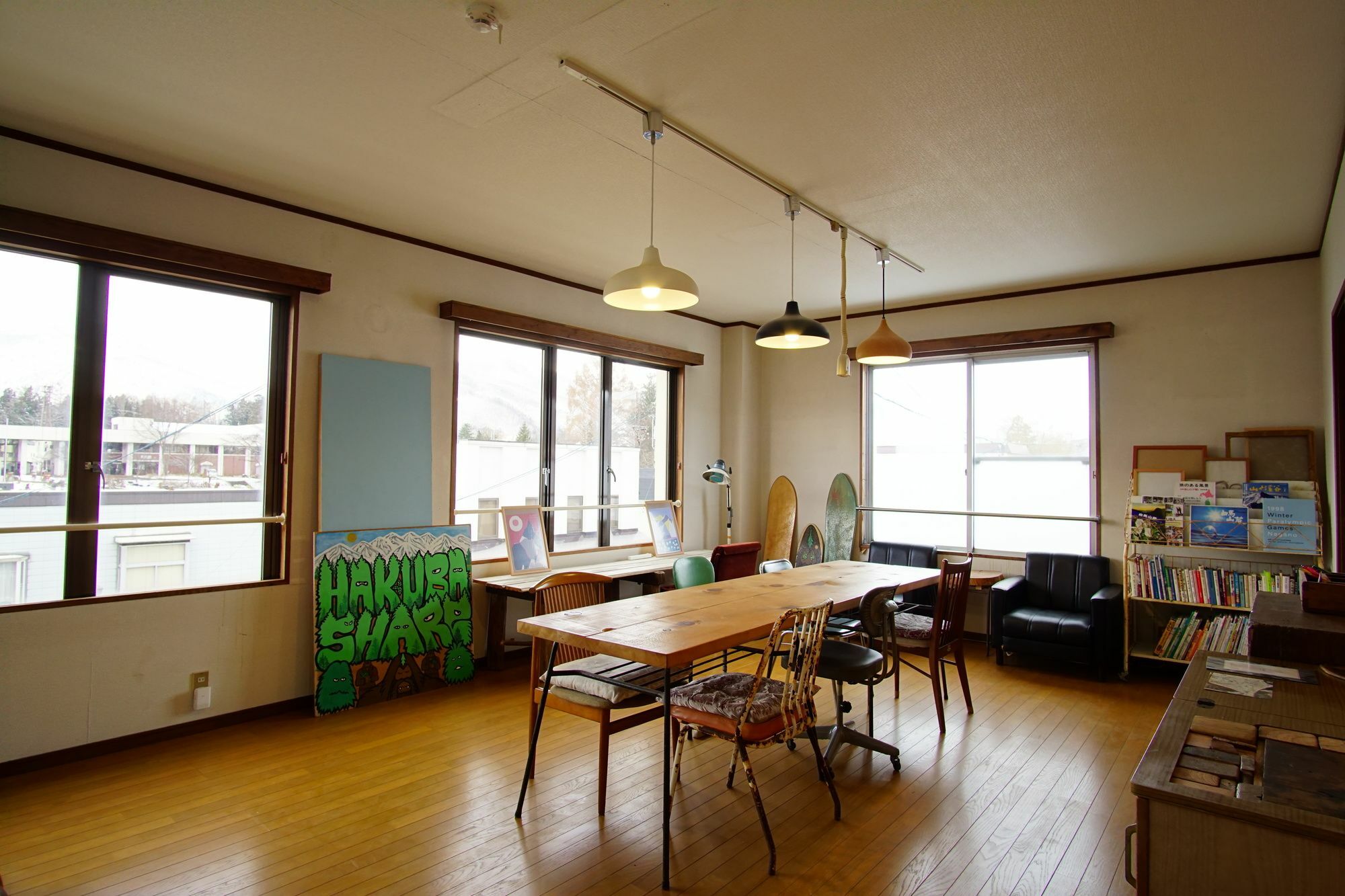 Hakuba Station Guesthouse En المظهر الخارجي الصورة