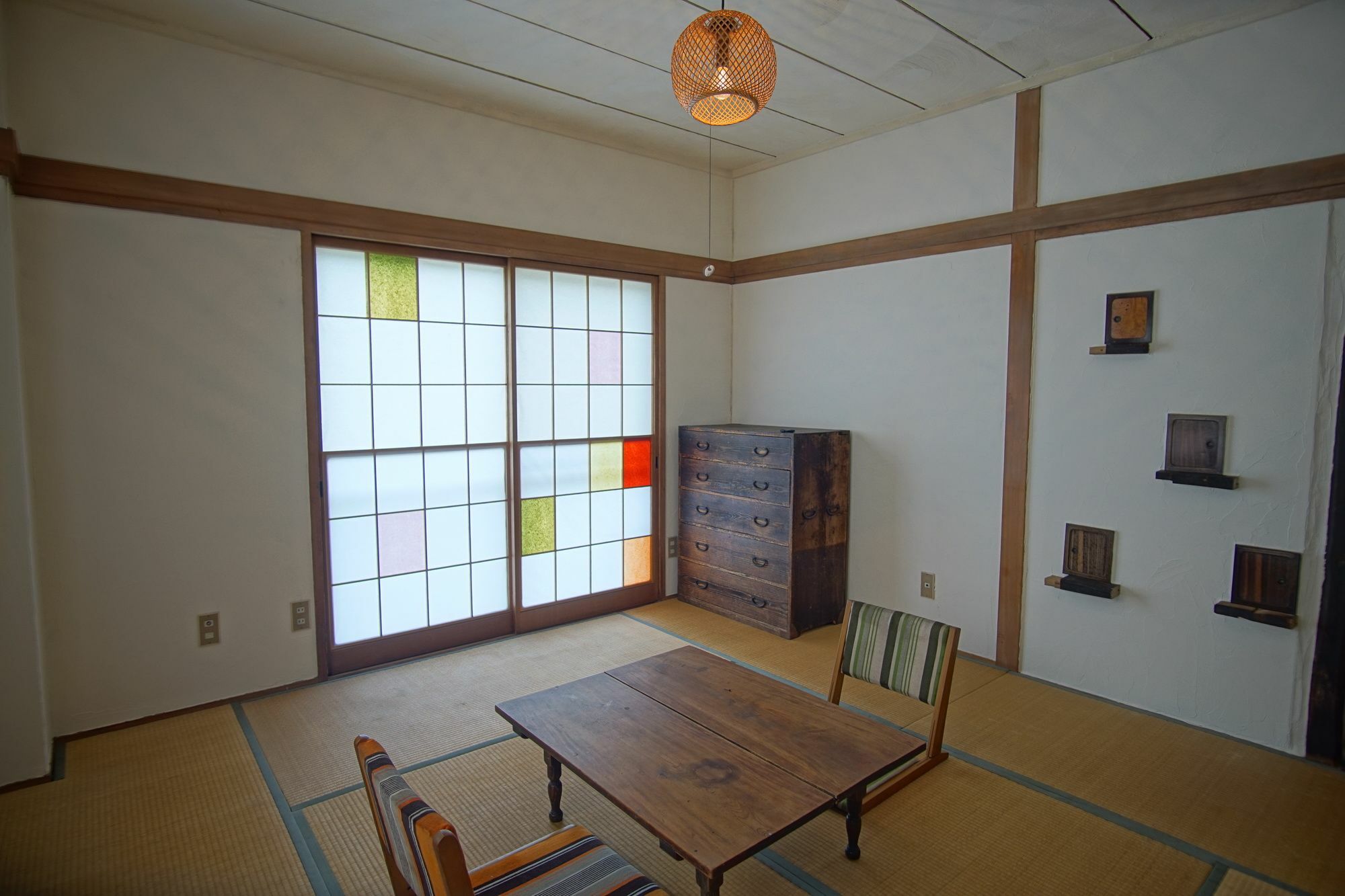 Hakuba Station Guesthouse En المظهر الخارجي الصورة